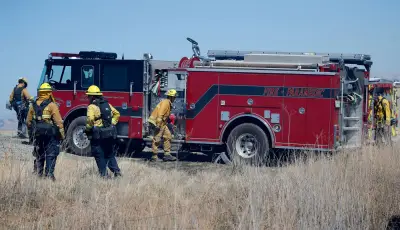 Firefighters work to contain 50 acre Mission Fire east of I-680 near Fremont
