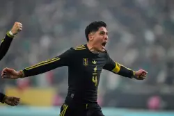 Edson Álvarez’s tiebreaking goal gives Mexico 2-1 win over US for 10th Gold Cup title
