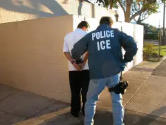 PODCAST: ¿Cómo se han ampliado los acuerdos 287(g) entre ICE y las fuerzas de policía en el país?