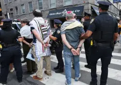 NYC rabbis arrested while protesting hunger in Gaza
